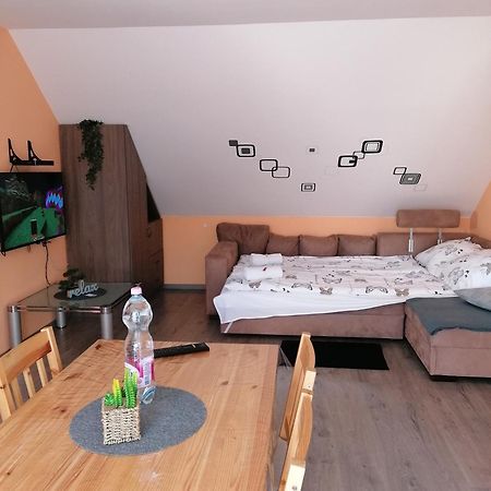 Zita Apartman Eger Ngoại thất bức ảnh
