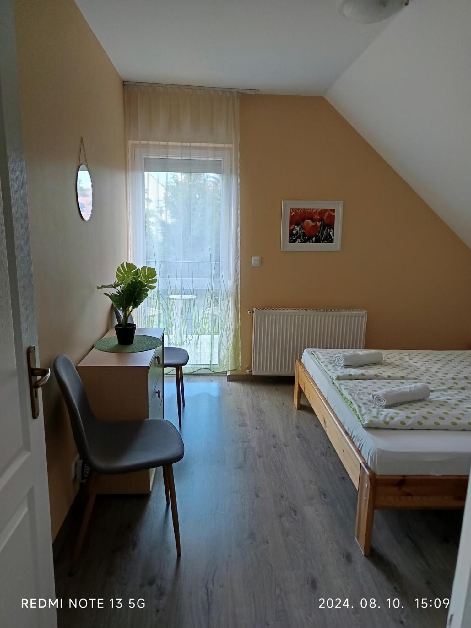 Zita Apartman Eger Phòng bức ảnh