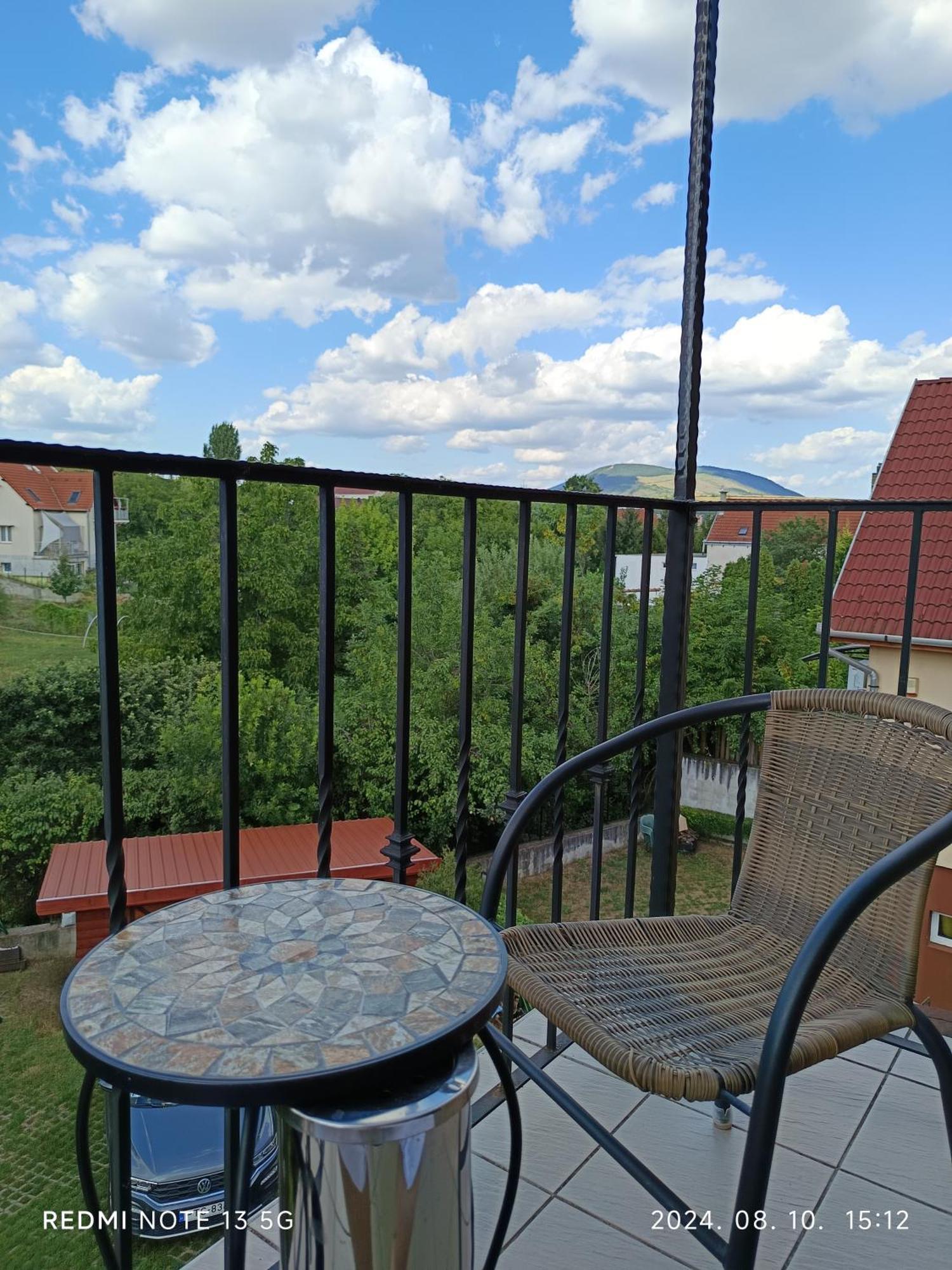 Zita Apartman Eger Phòng bức ảnh